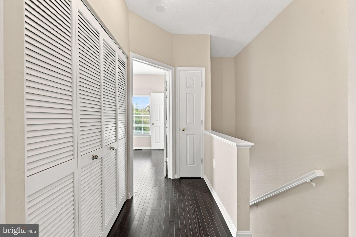 21790 Dragons Green Sq Property Photo 21