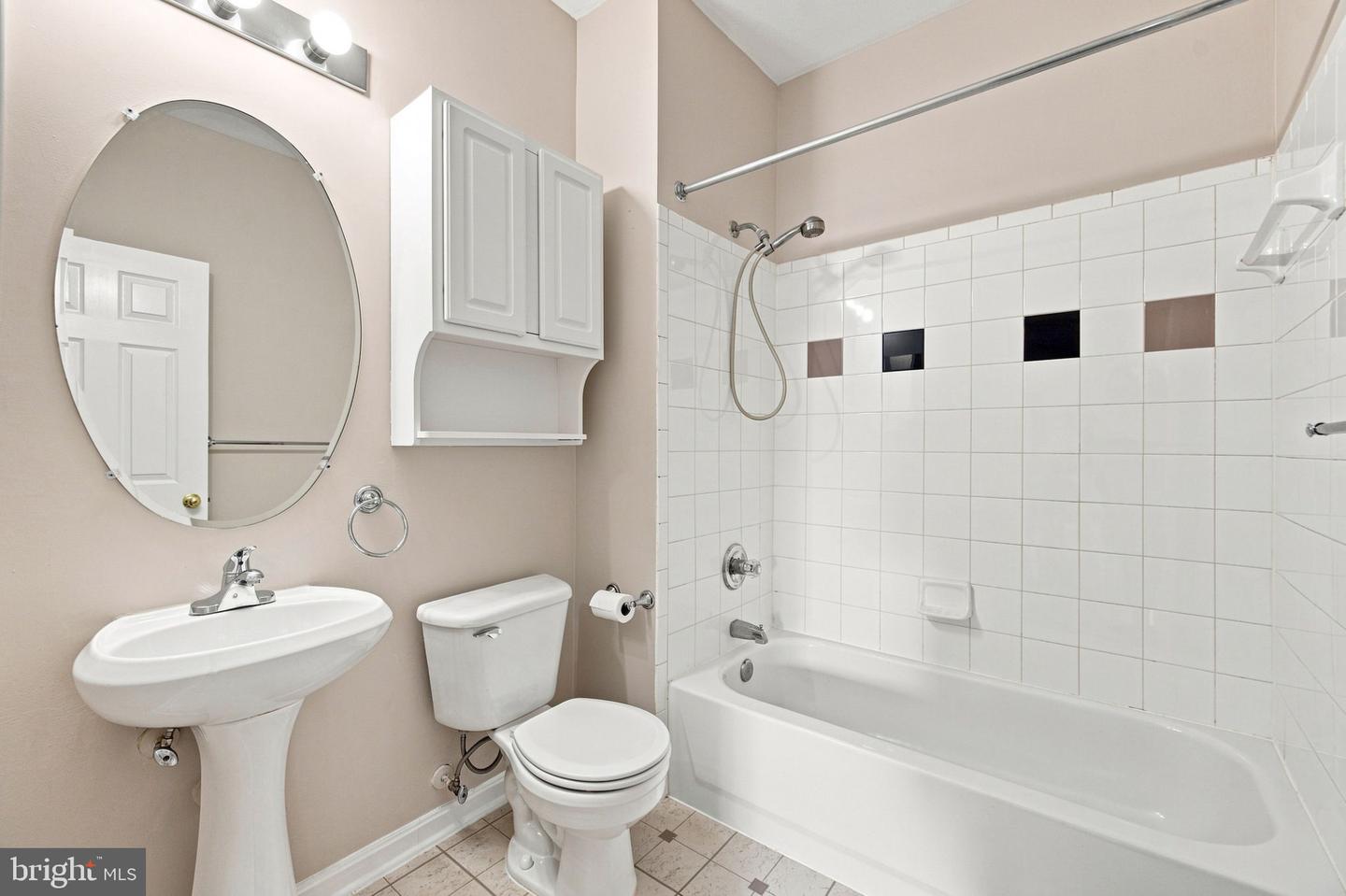 21790 Dragons Green Sq Property Photo 33