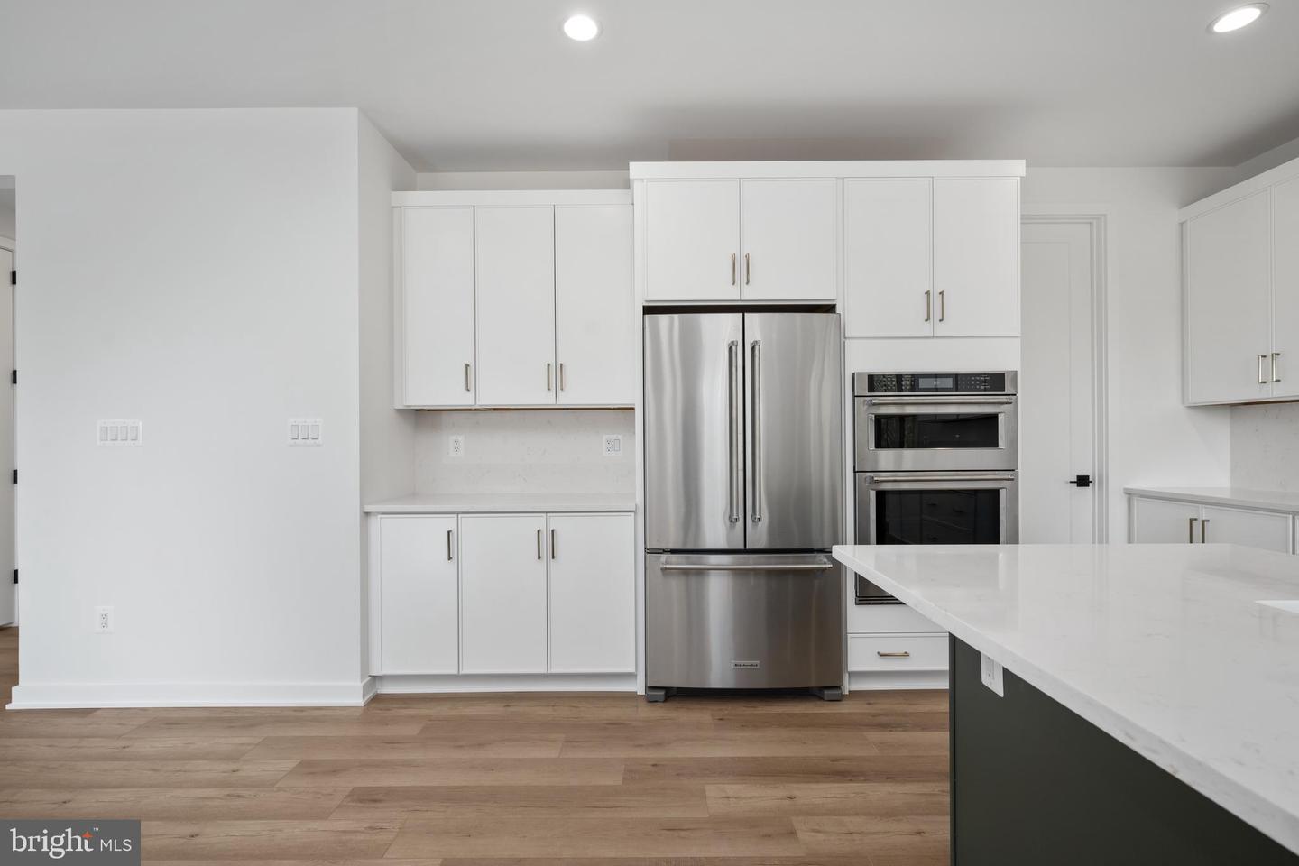 23206 Parkside Village Cir Property Photo 6