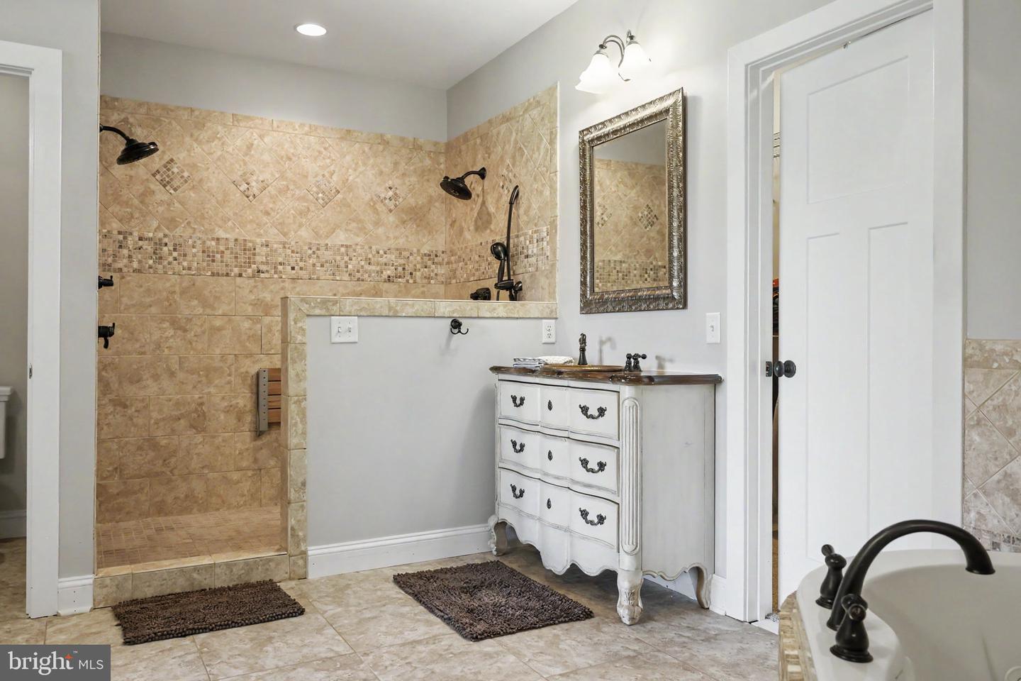 16081 Purcellville Rd Property Photo 82