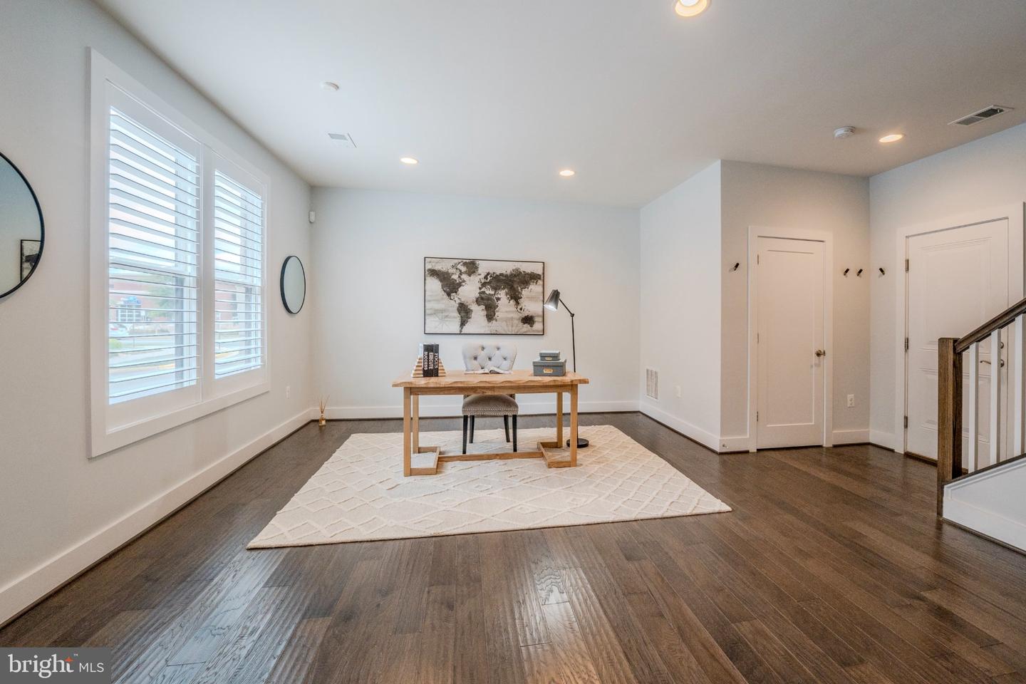 44714 Ellsworth Ter Property Photo 12