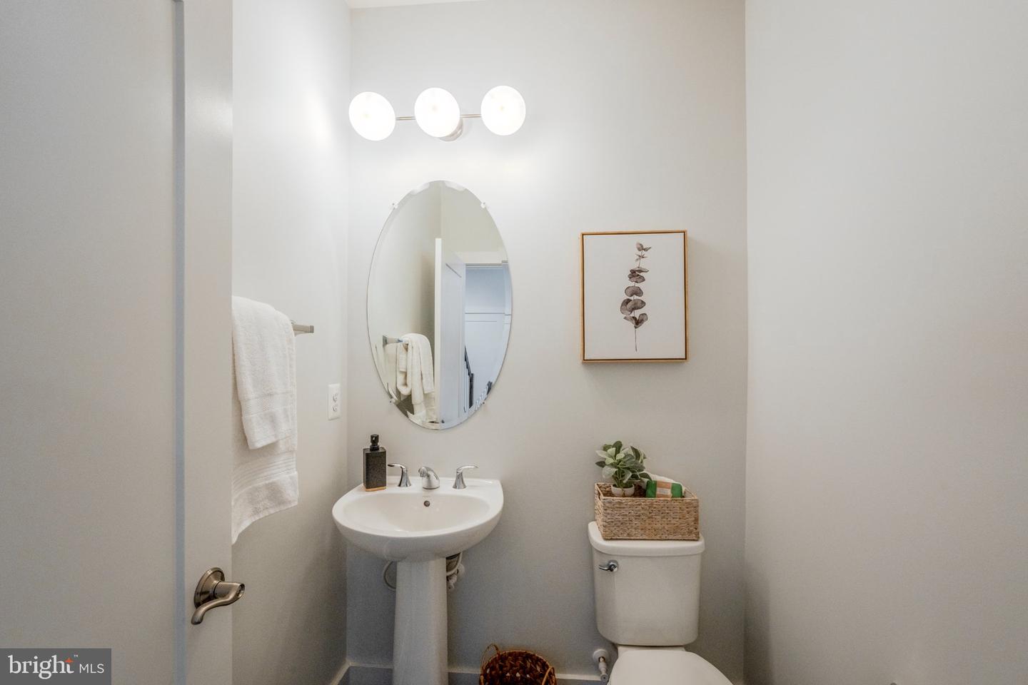 44714 Ellsworth Ter Property Photo 16