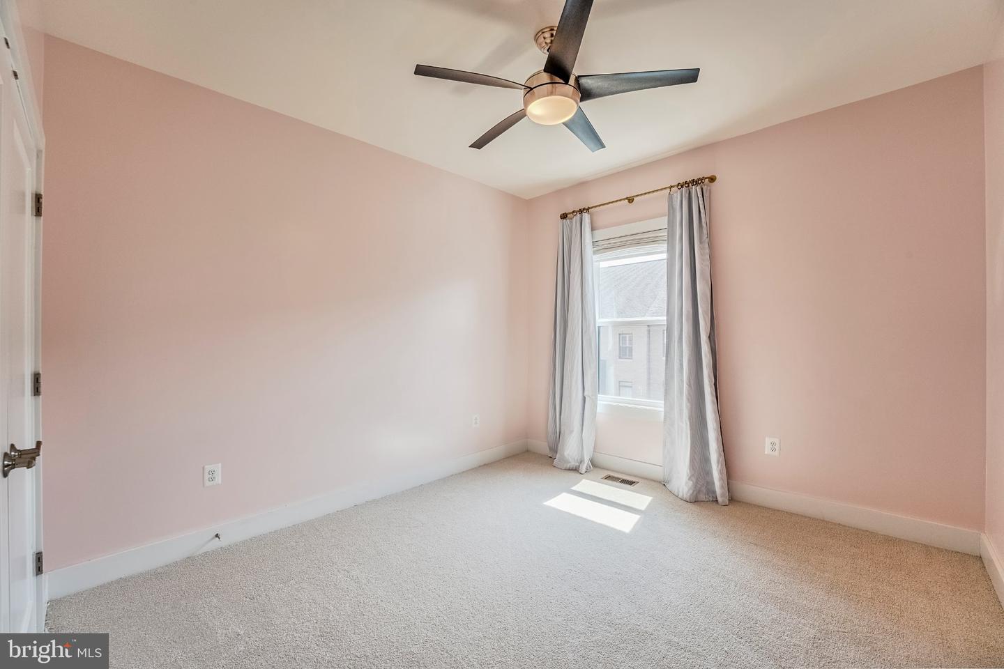 44714 Ellsworth Ter Property Photo 38