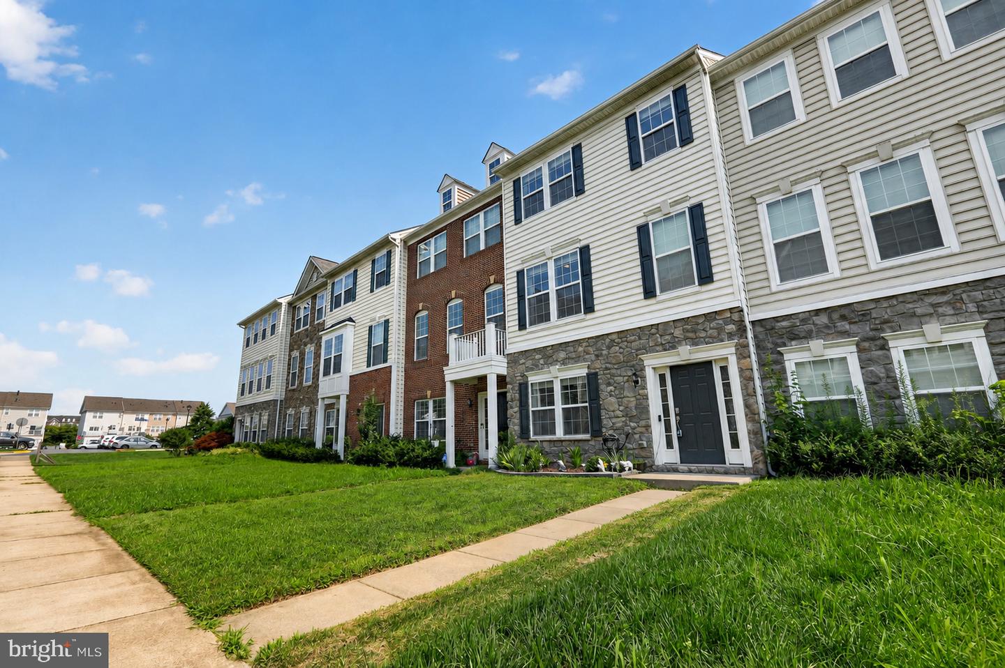 44139 Puma Sq Property Photo 1