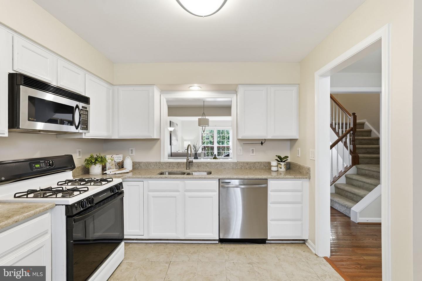 43571 Plantation Ter Property Photo 7