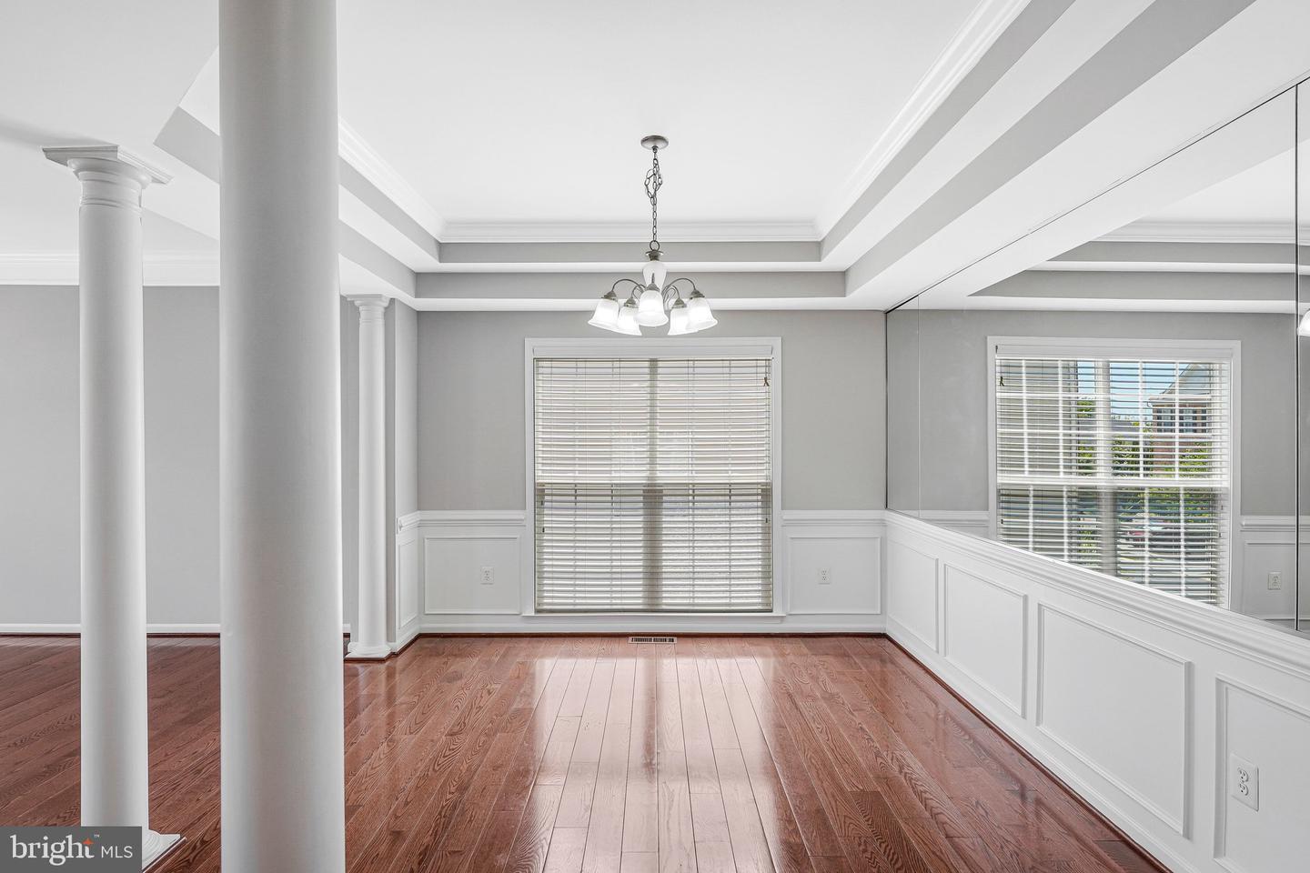 22247 Waterberry Ter Property Photo 7