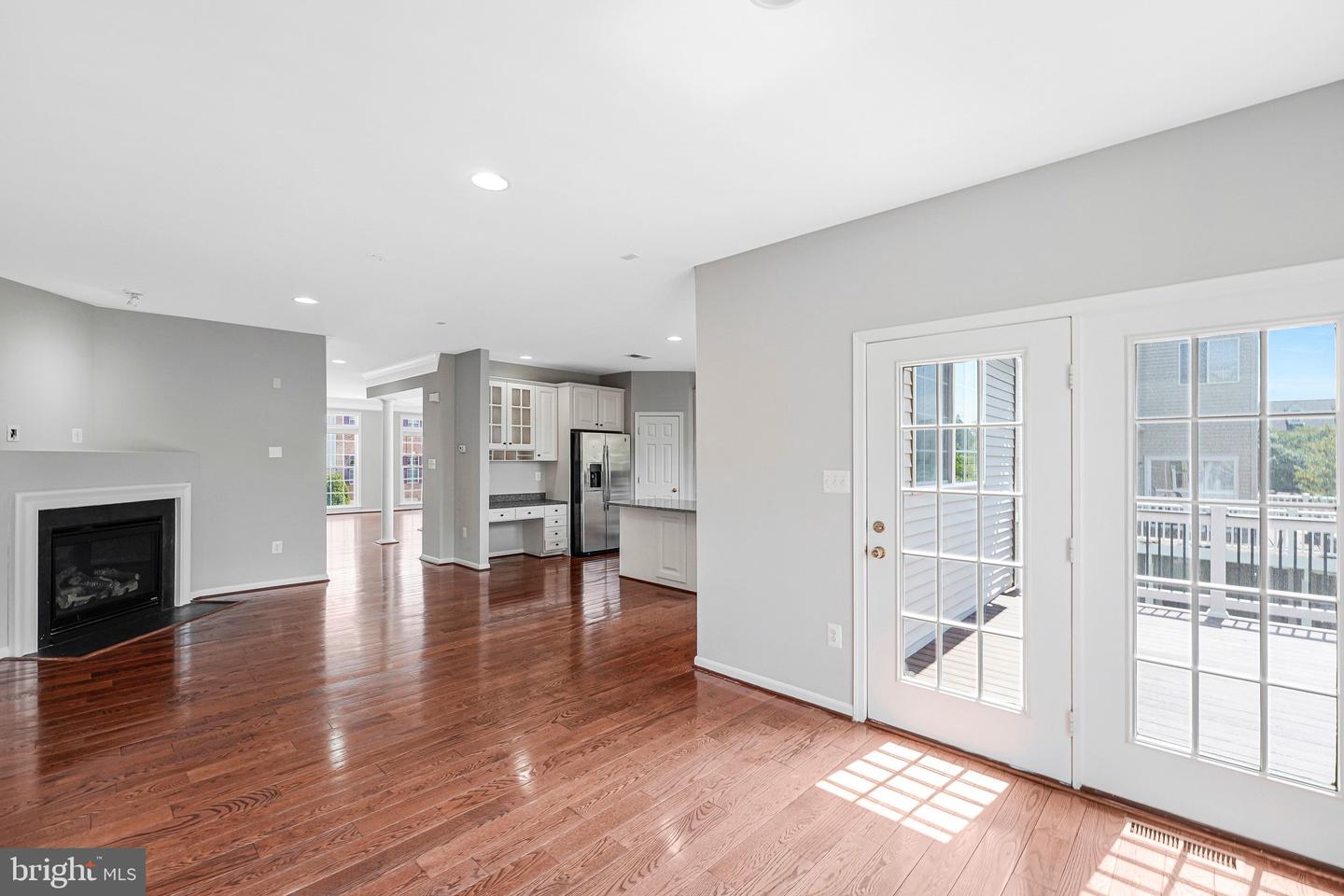 22247 Waterberry Ter Property Photo 11