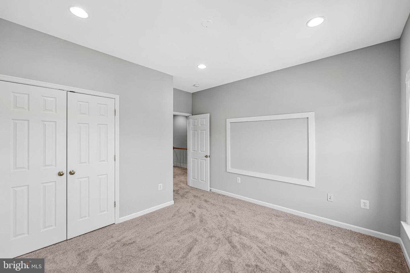 22247 Waterberry Ter Property Photo 23