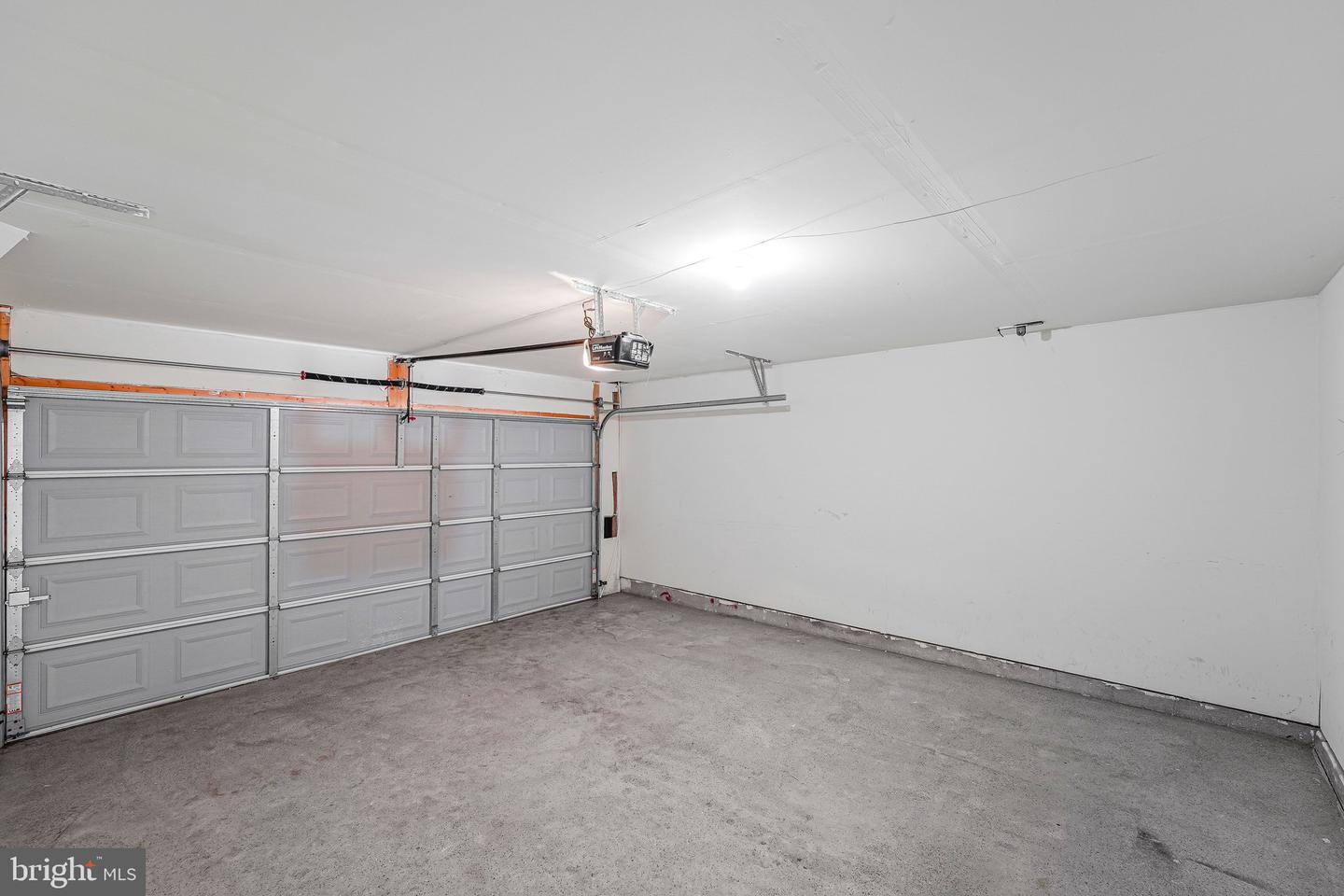 22247 Waterberry Ter Property Photo 30
