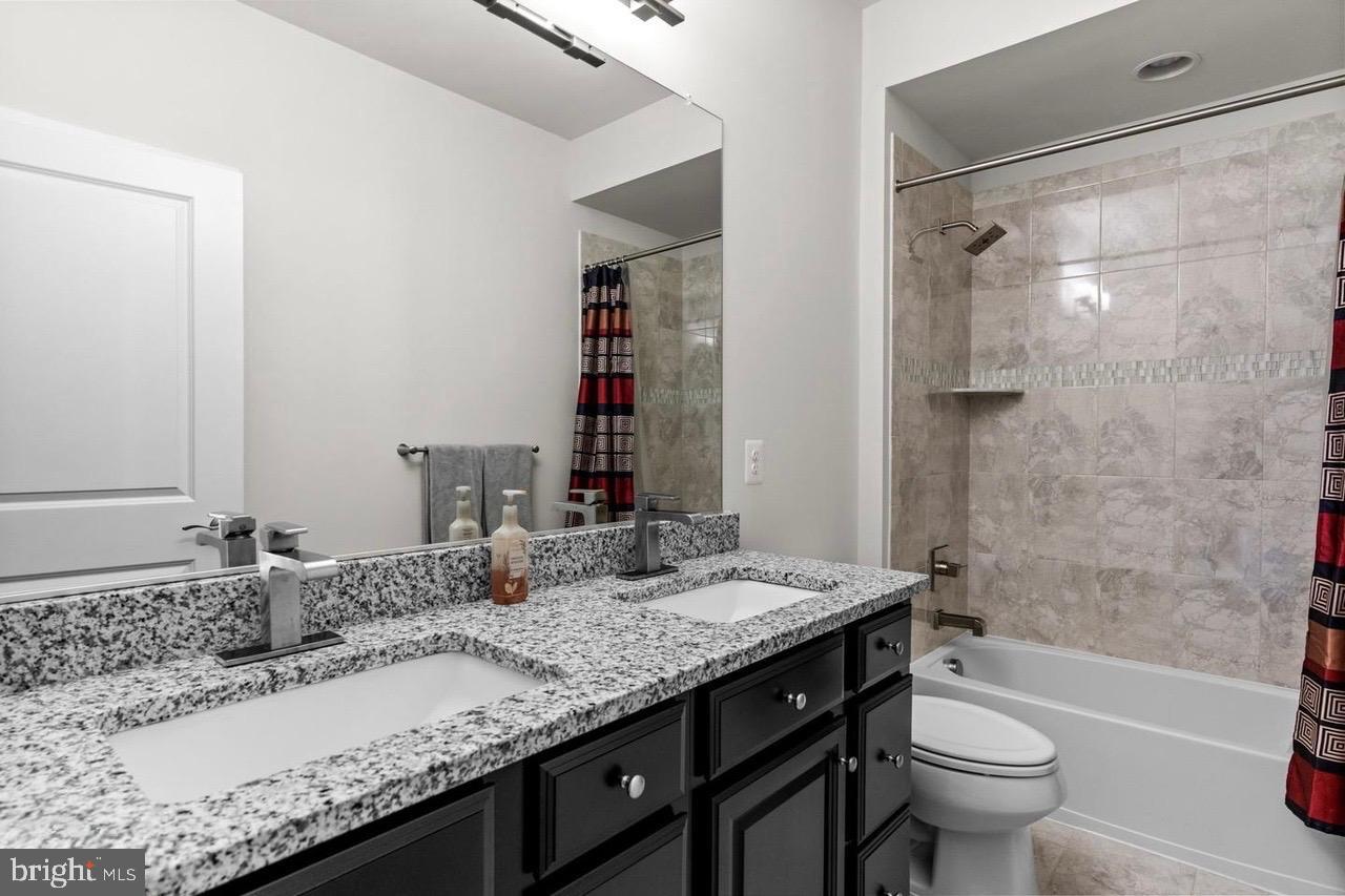 43386 Whitehead Ter Property Photo 27