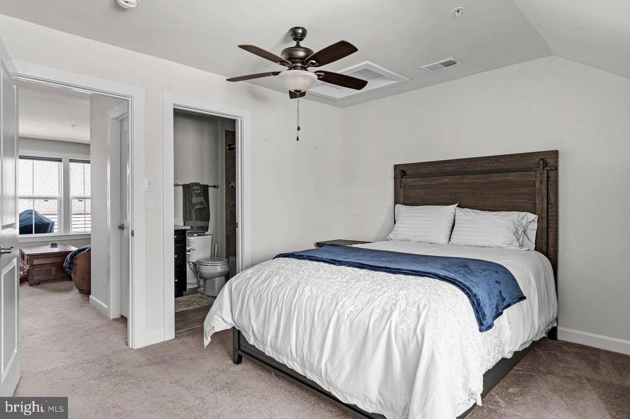 43386 Whitehead Ter Property Photo 33