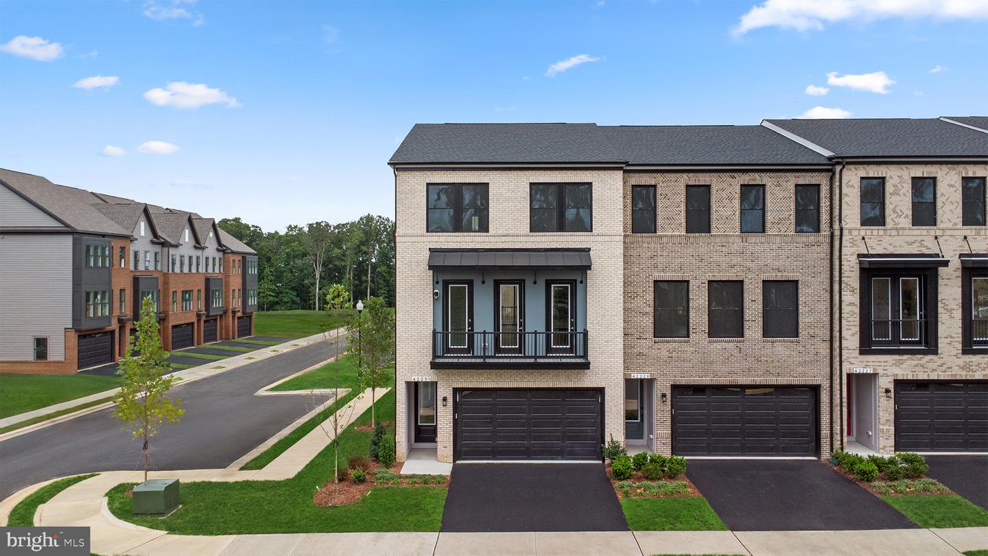 2 Picasso Square #tyce 24-f2 Property Photo 1