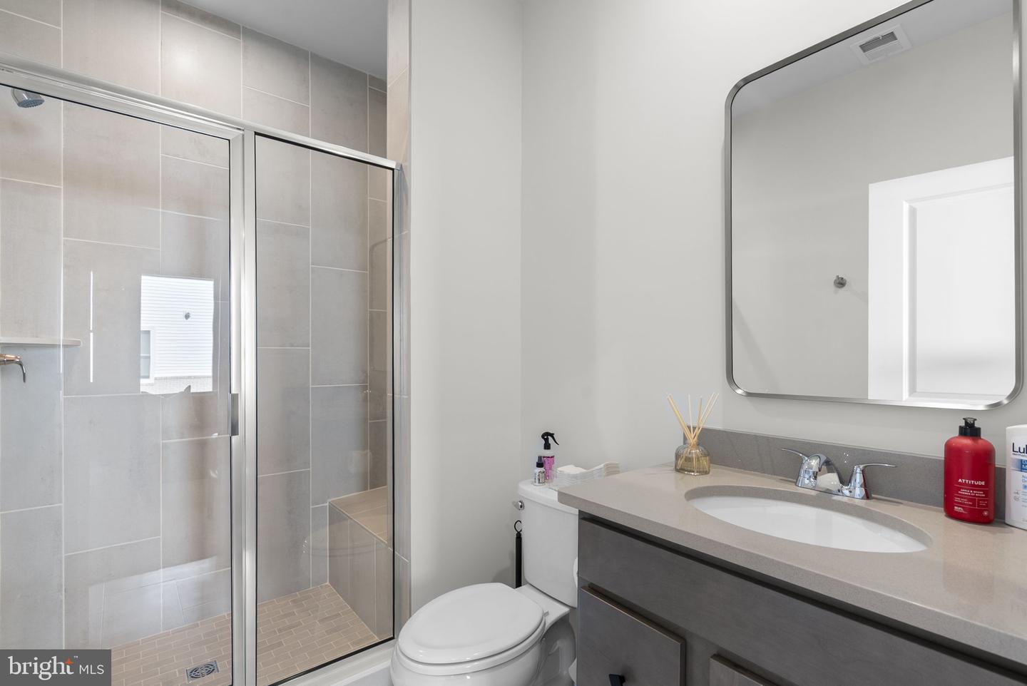 2 Picasso Square #tyce 24-f2 Property Photo 23