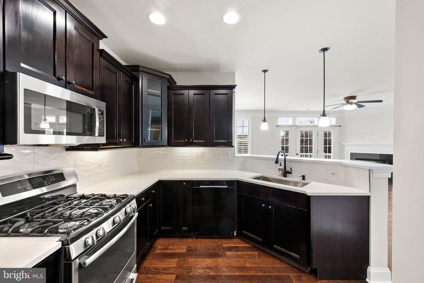42572 Wildly Ter Property Photo 10