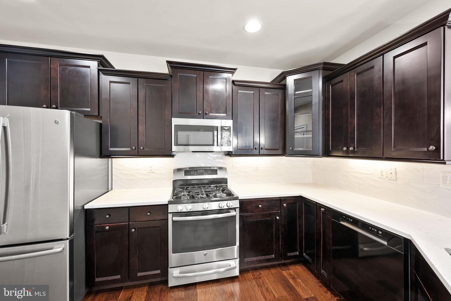 42572 Wildly Ter Property Photo 11