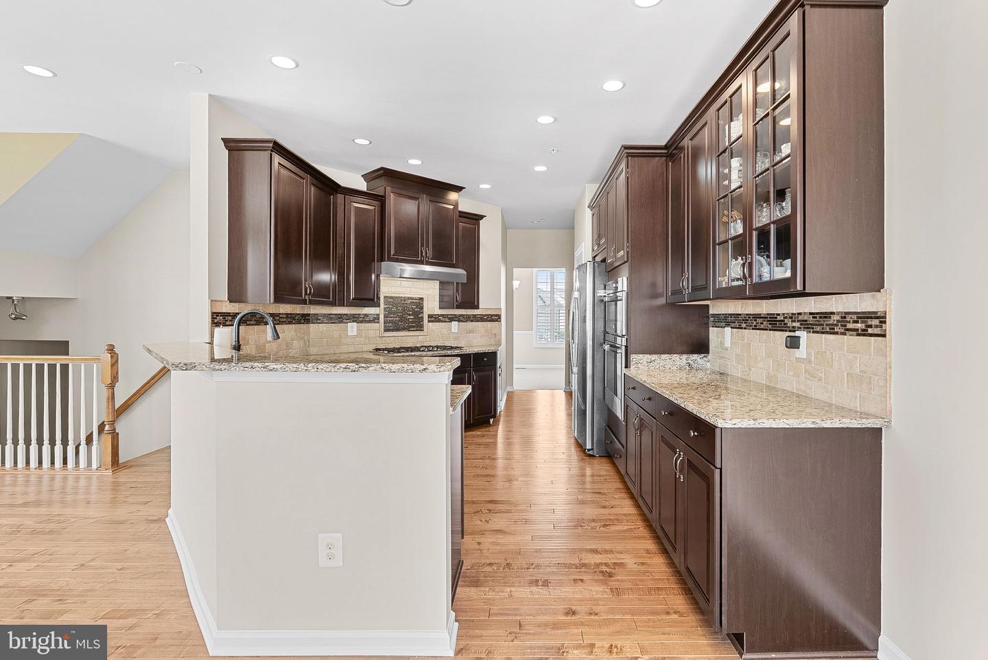 43117 Shore Sq Property Photo 5