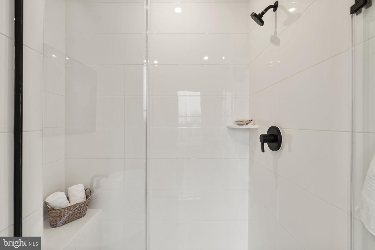 3 Ambrose Tree Pl #sasha 31-f2 Property Photo 27