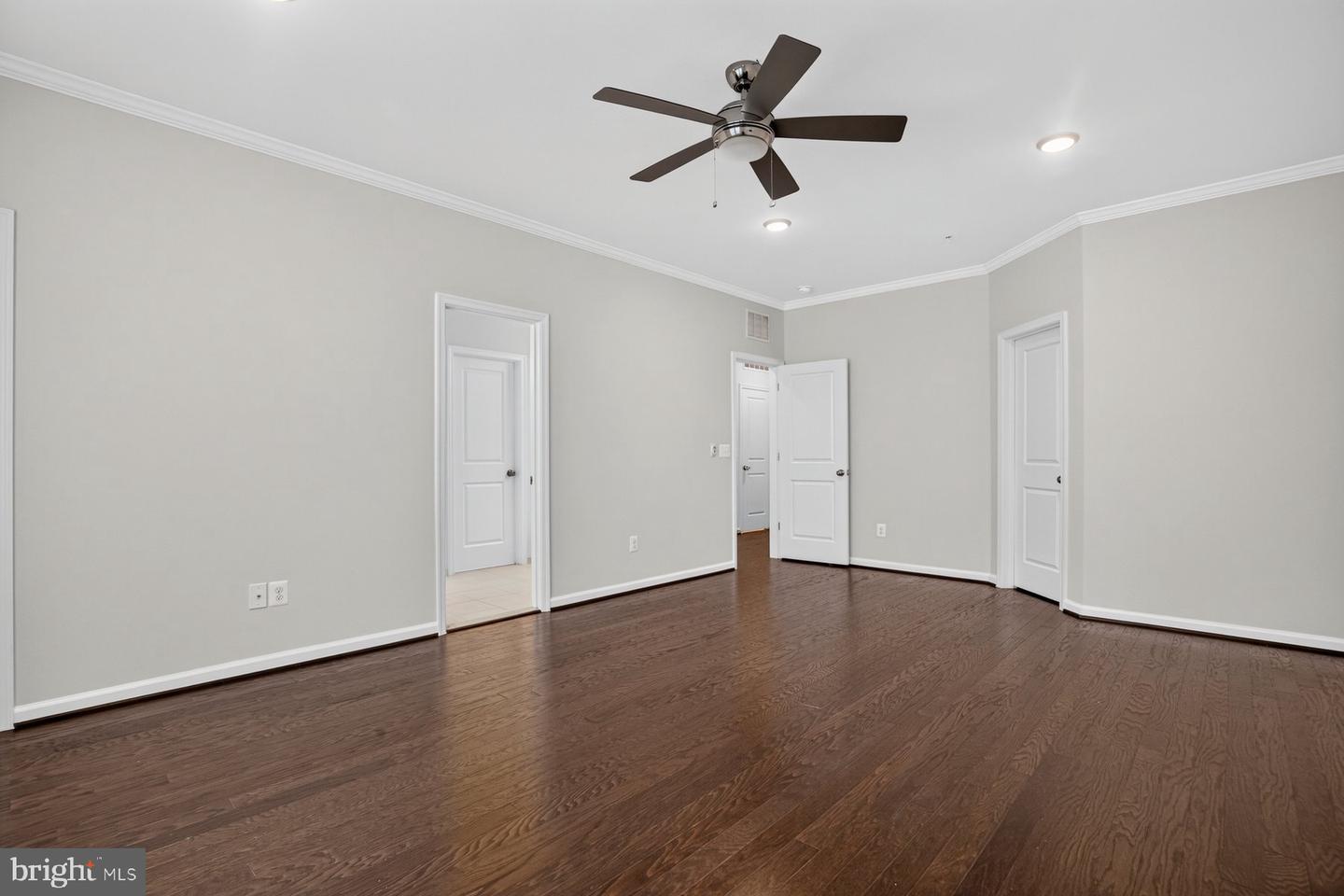 24498 Amherst Forest Ter Property Photo 12