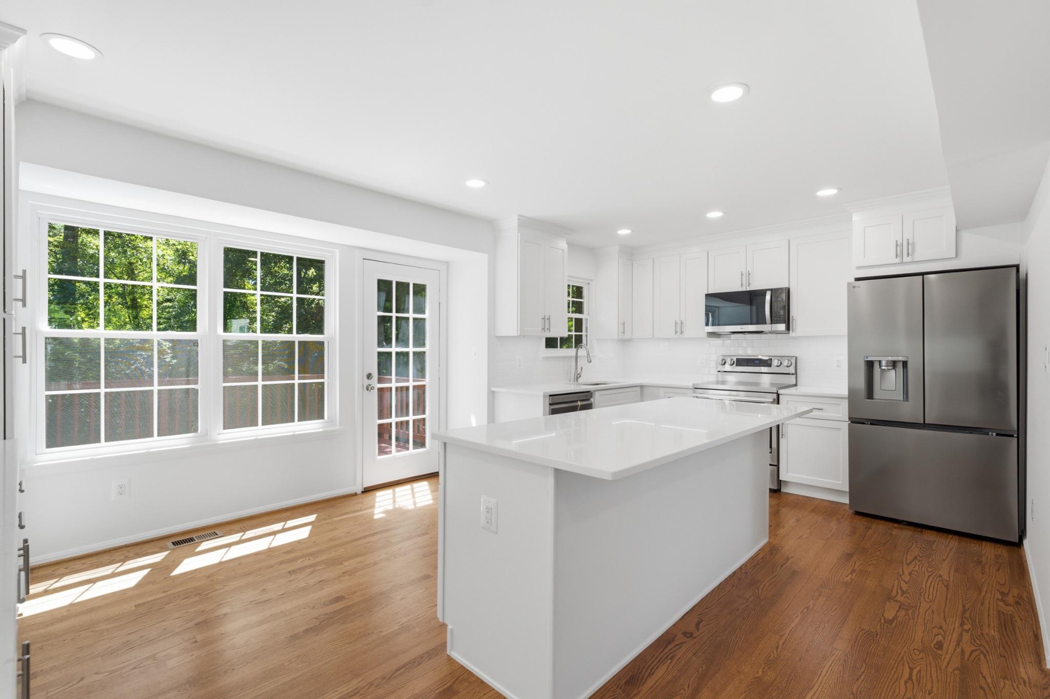 46757 Hobblebush Ter Property Photo 7