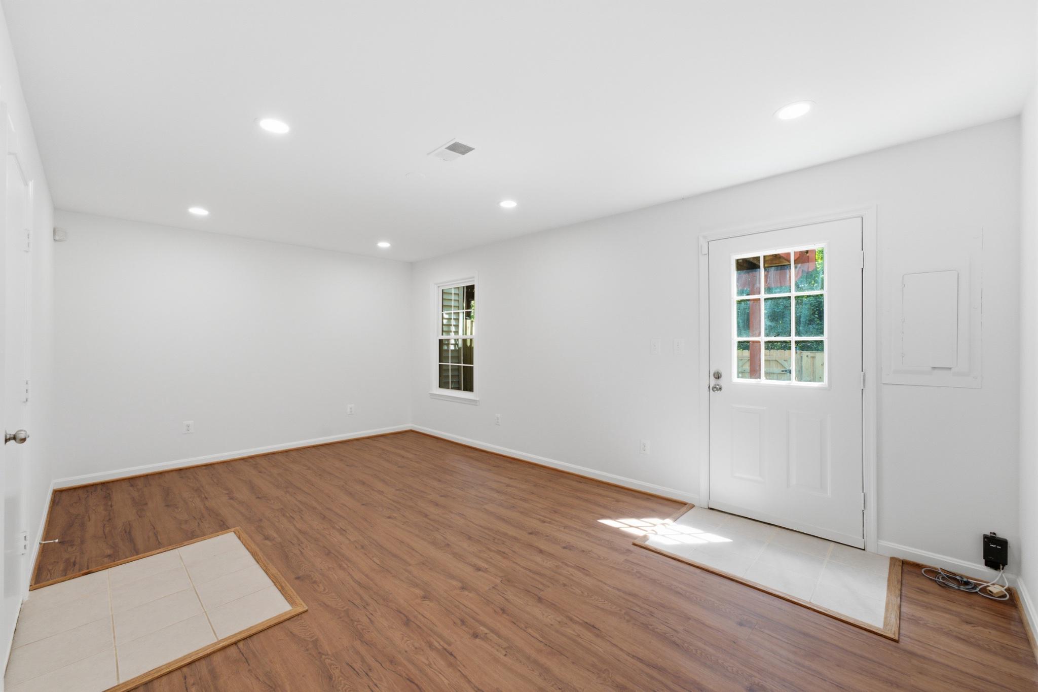 46757 Hobblebush Ter Property Photo 29