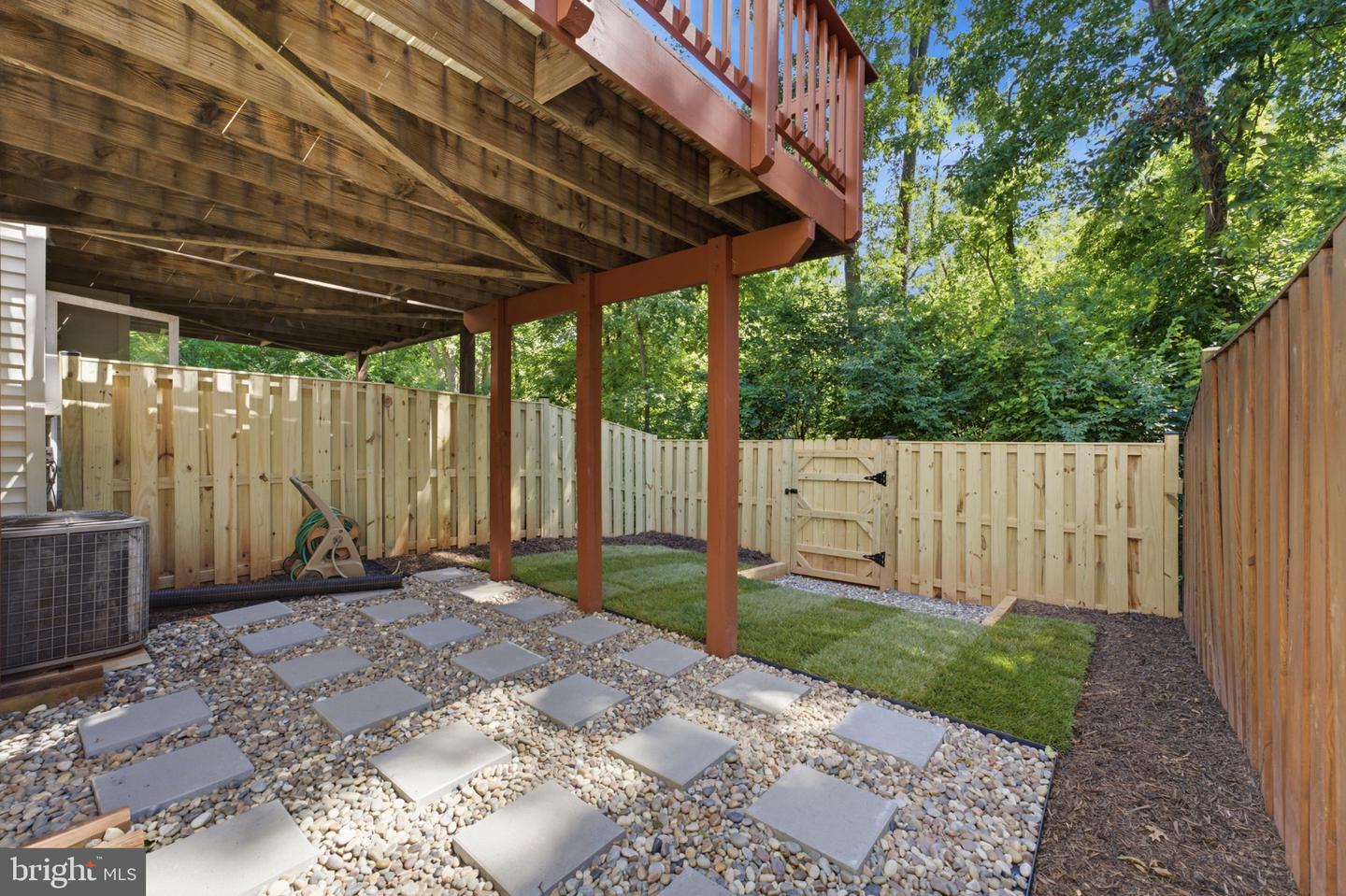 46757 Hobblebush Ter Property Photo 33