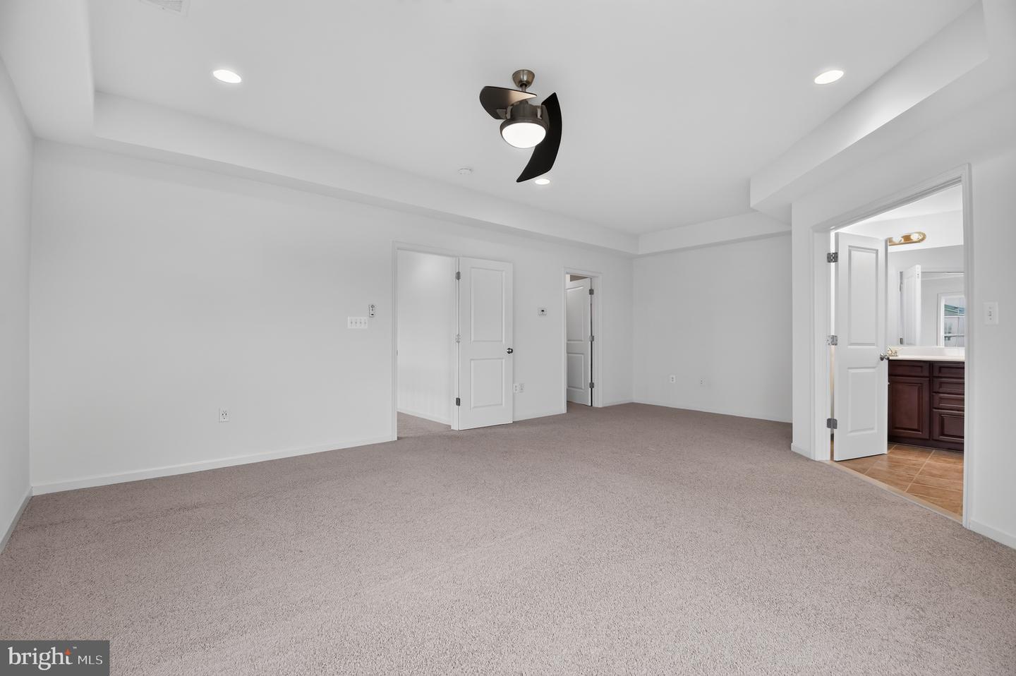 25099 Prairie Fire Sq Property Photo 25
