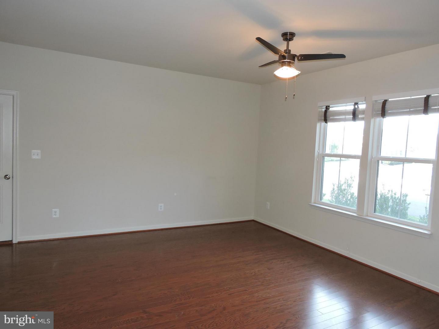 20425 Codman Dr Property Photo 12