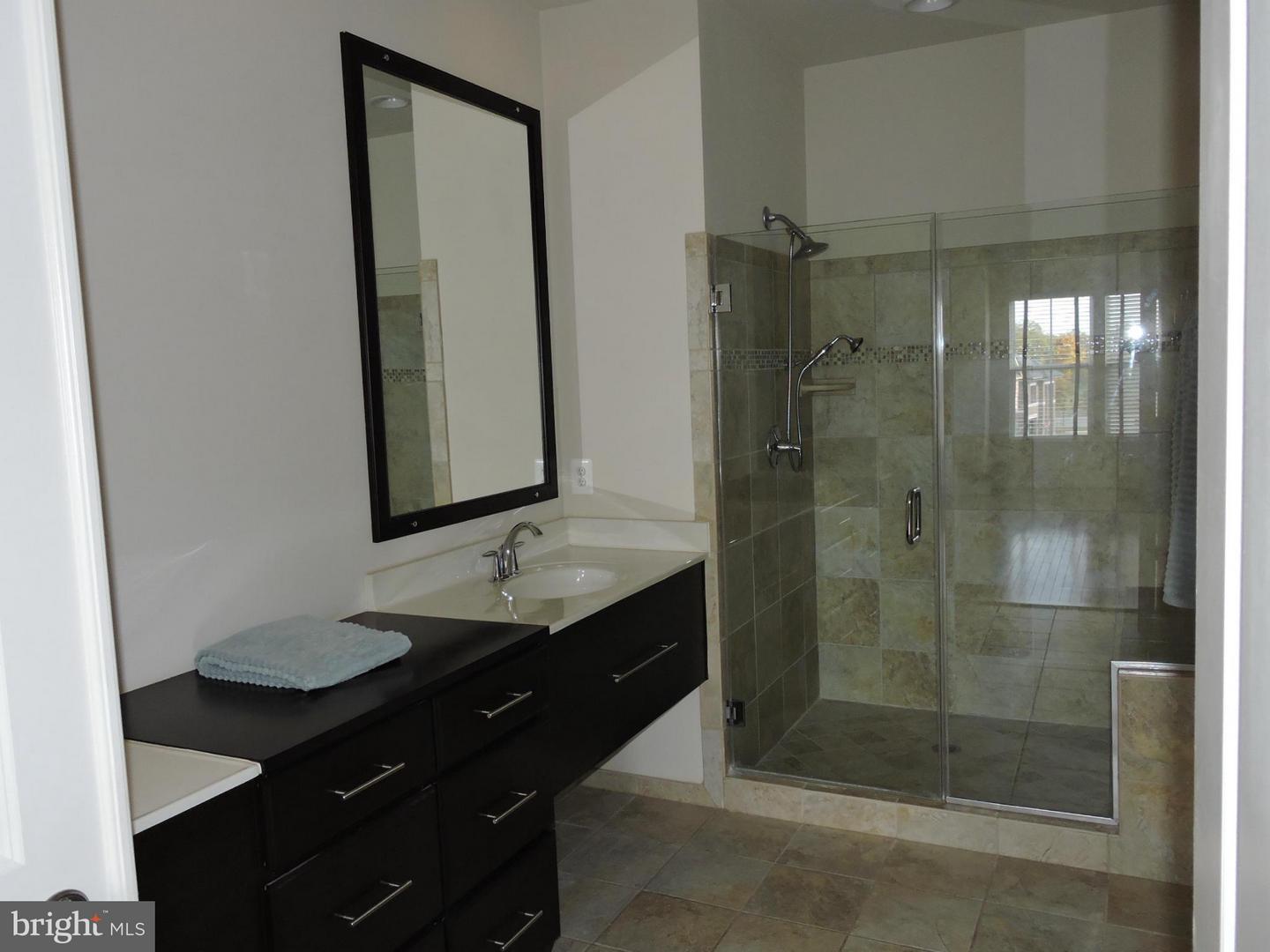 20425 Codman Dr Property Photo 14