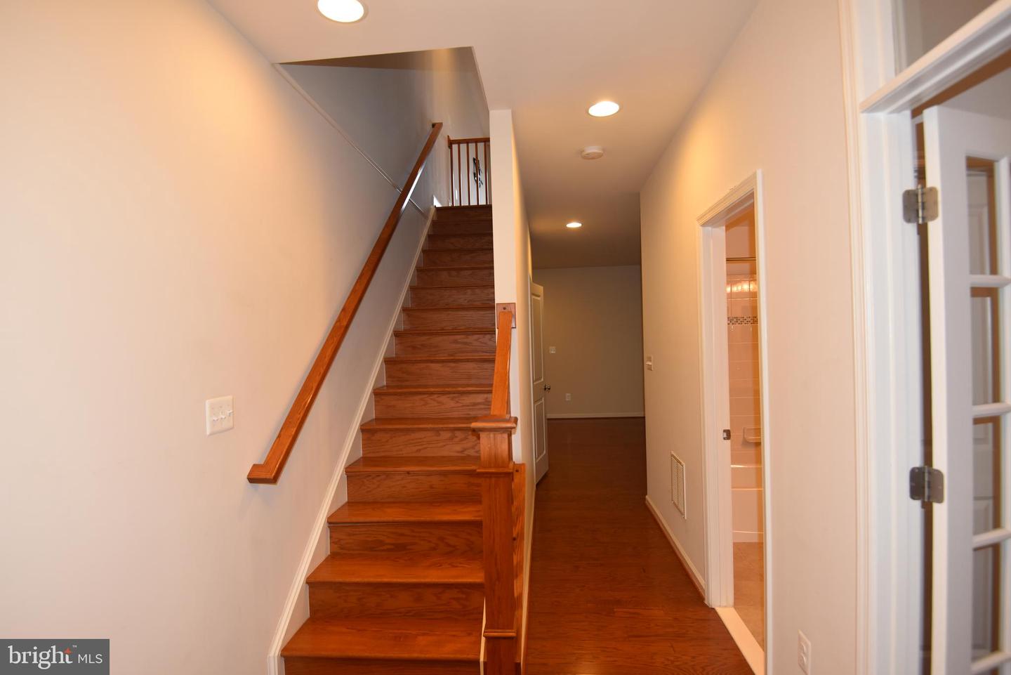 20425 Codman Dr Property Photo 18