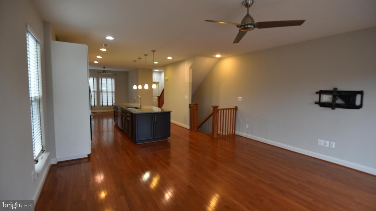 20425 Codman Dr Property Photo 24