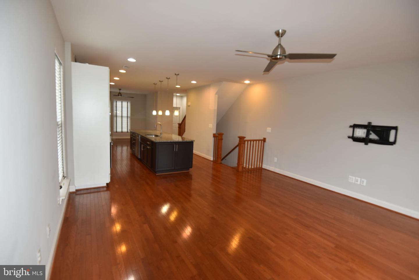 20425 Codman Dr Property Photo 25