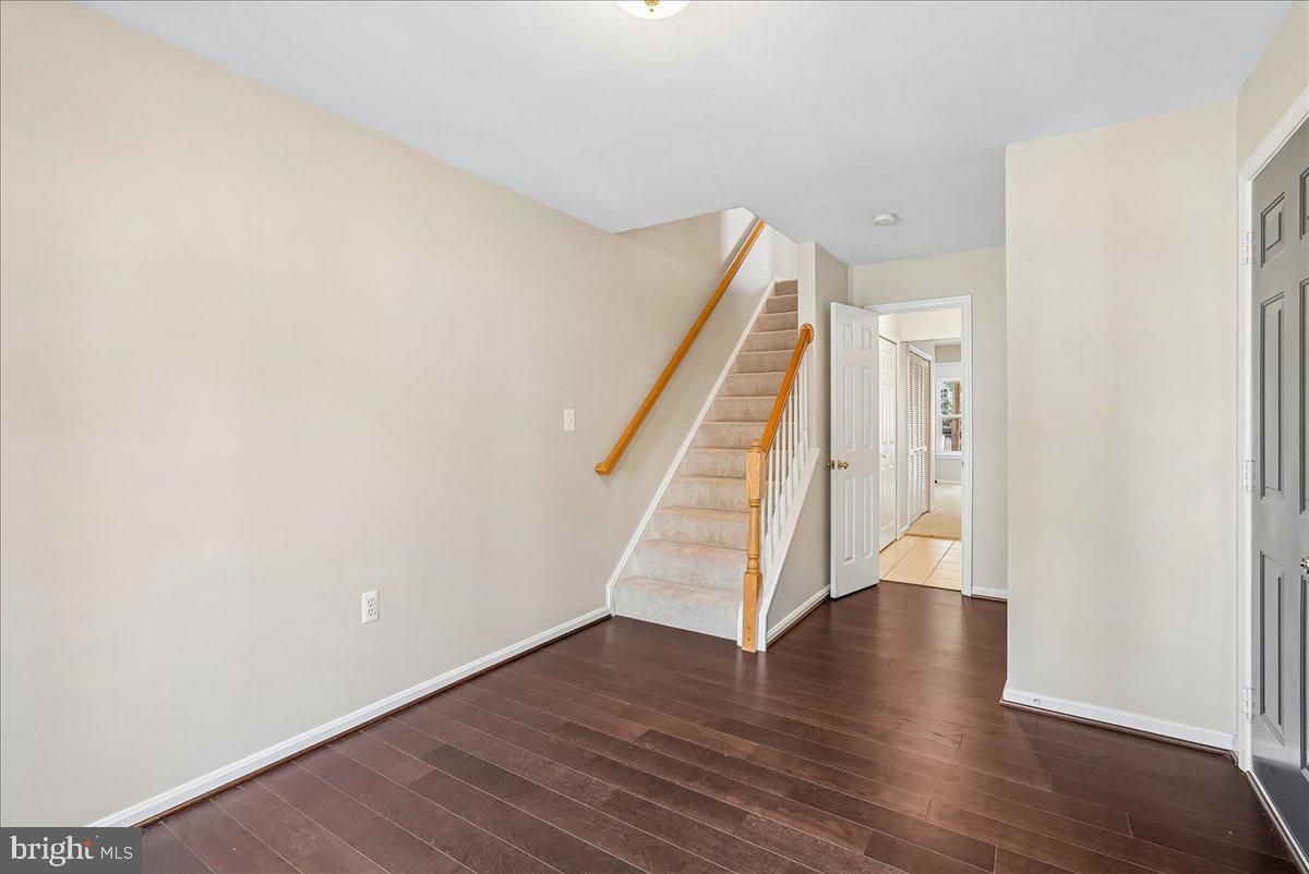 20364 Mount Pleasant Ter Property Photo 5