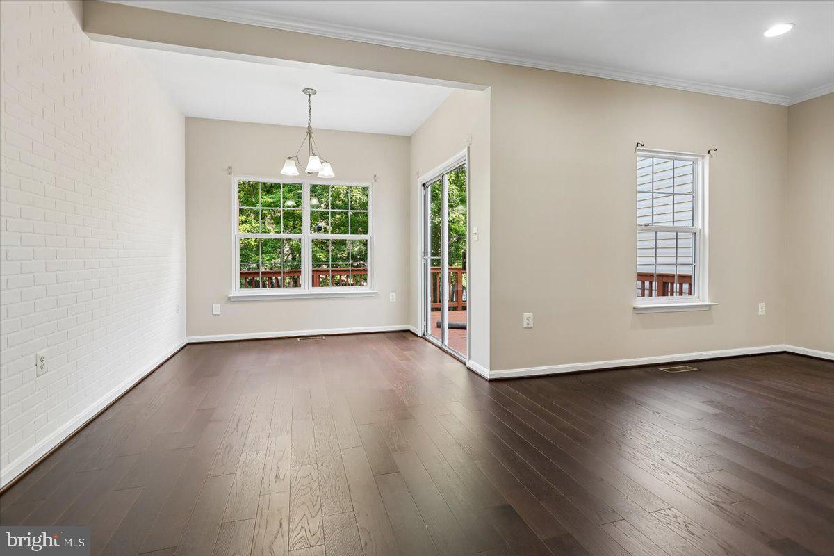20364 Mount Pleasant Ter Property Photo 6