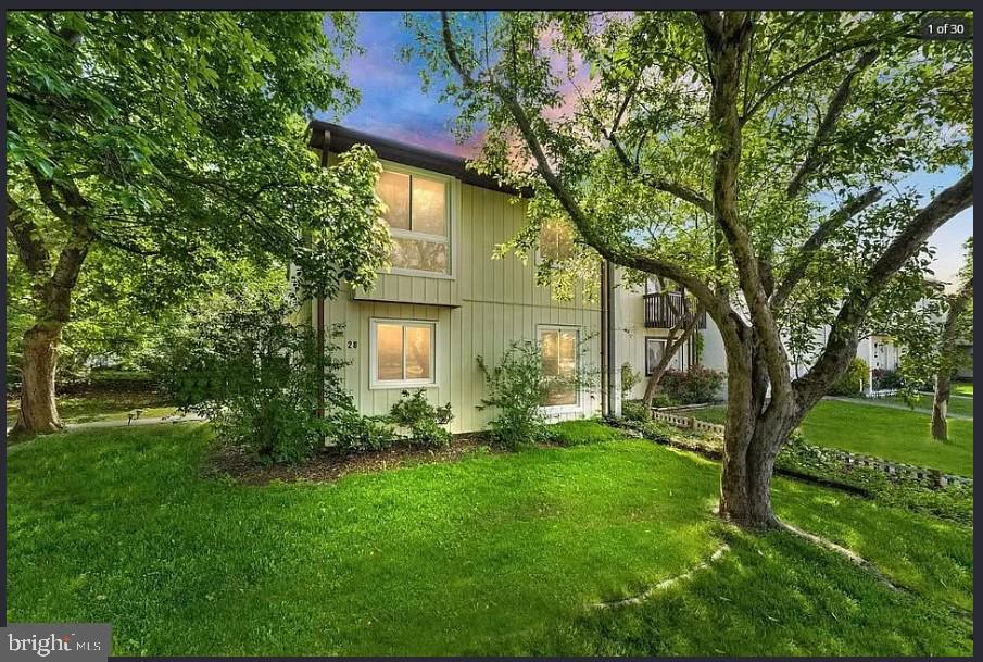 28 HOWARD PL STERLING HOWARD PL