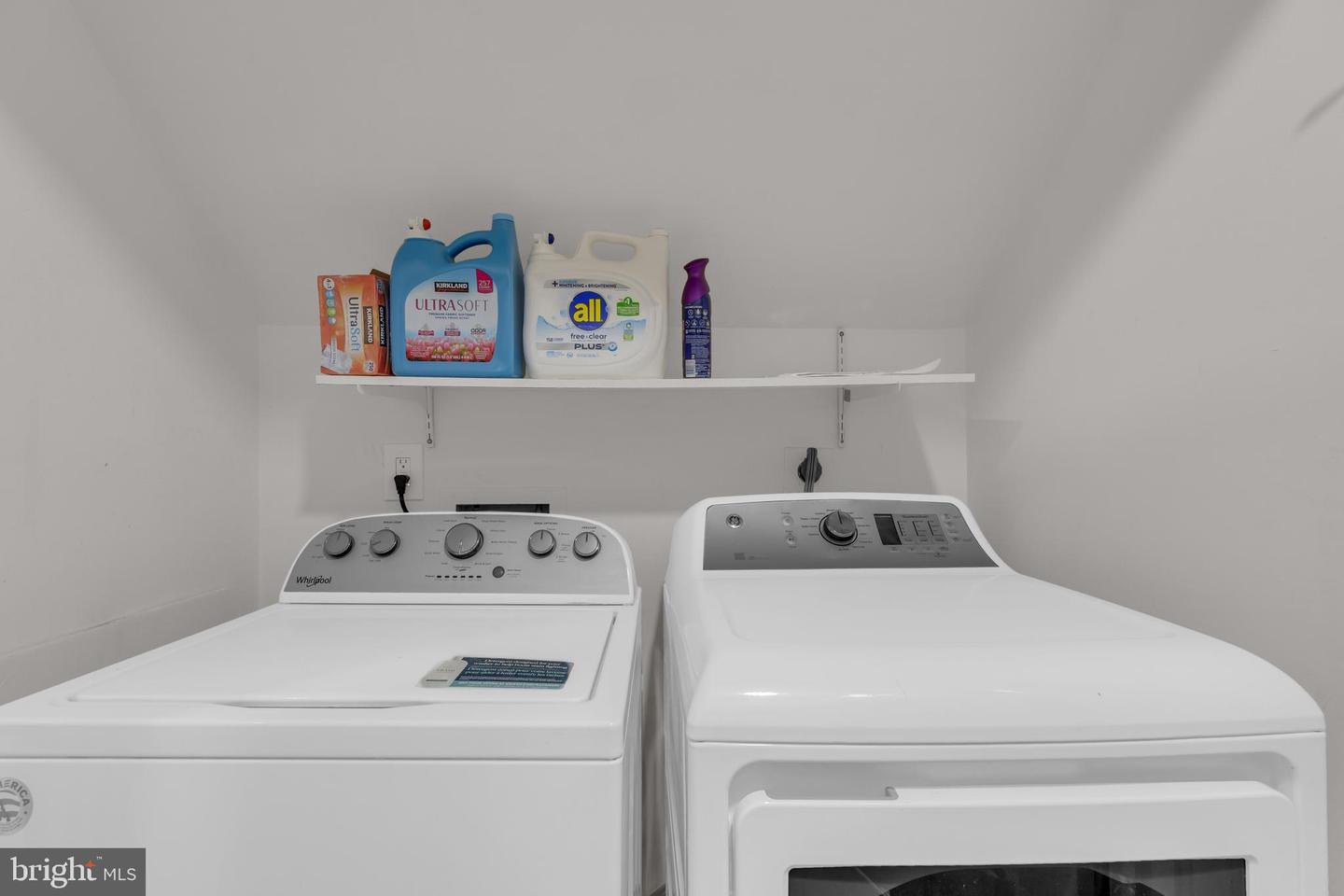 43521 Postrail Sq Property Photo 29