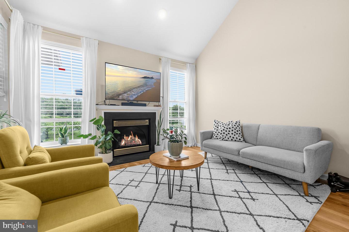 43134 Watercrest Sq #303 Property Photo 4