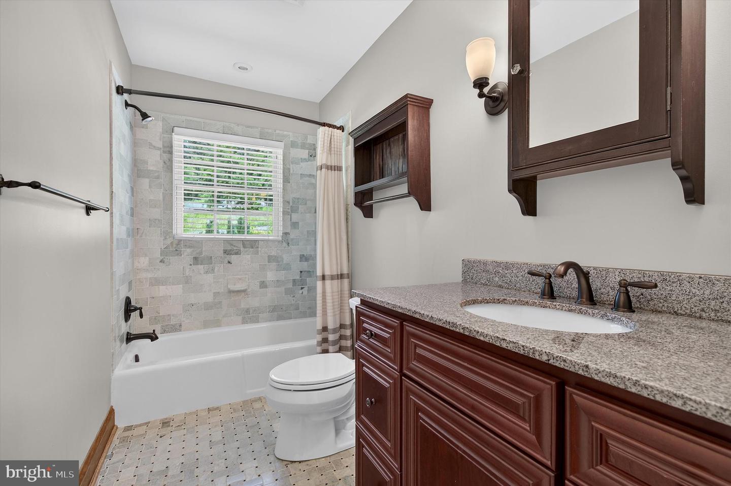 13471 Sagle Rd Property Photo 31