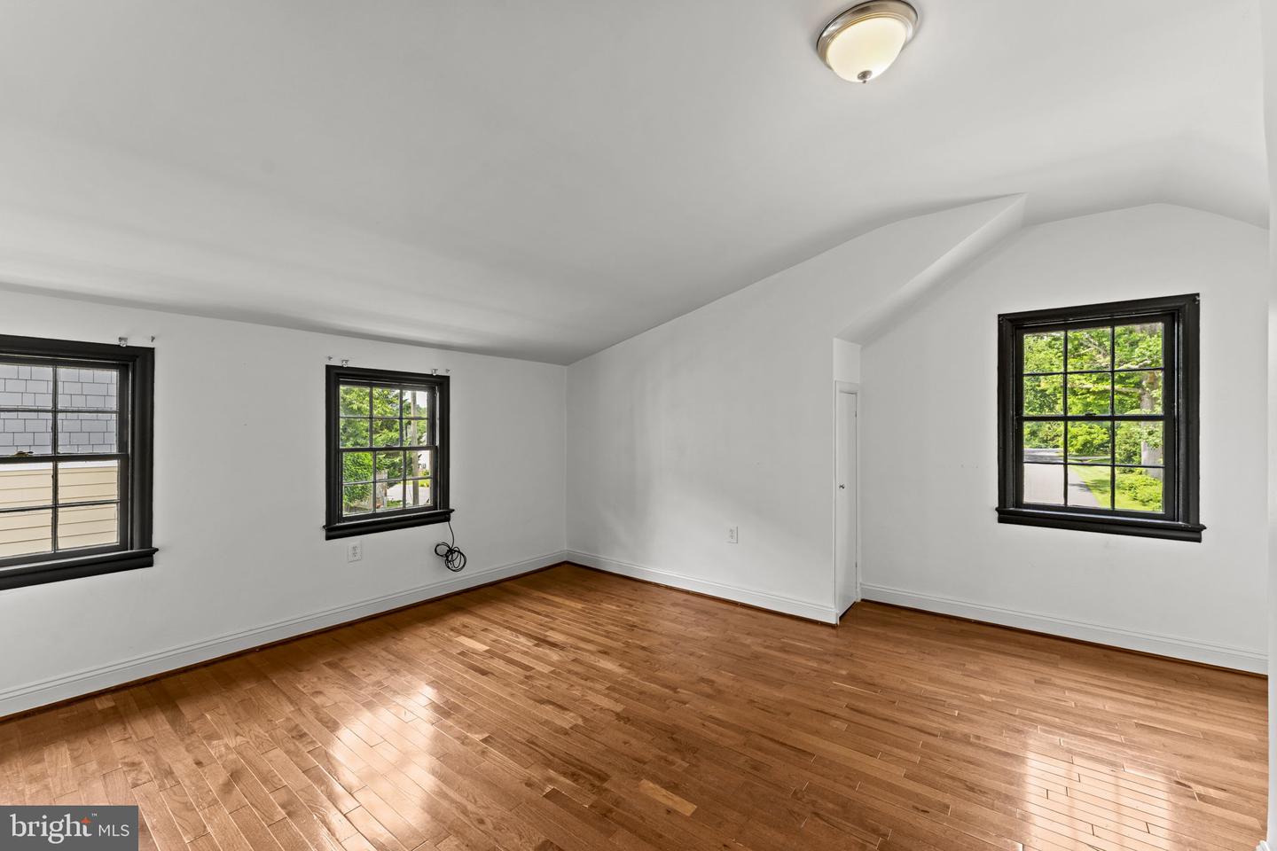 107 Walnut Property Photo 20