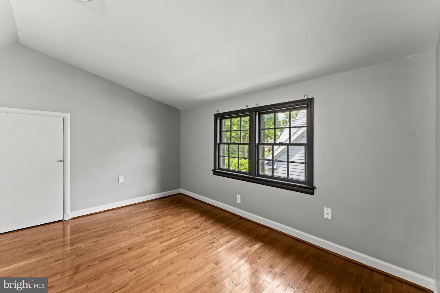 107 Walnut Property Photo 22