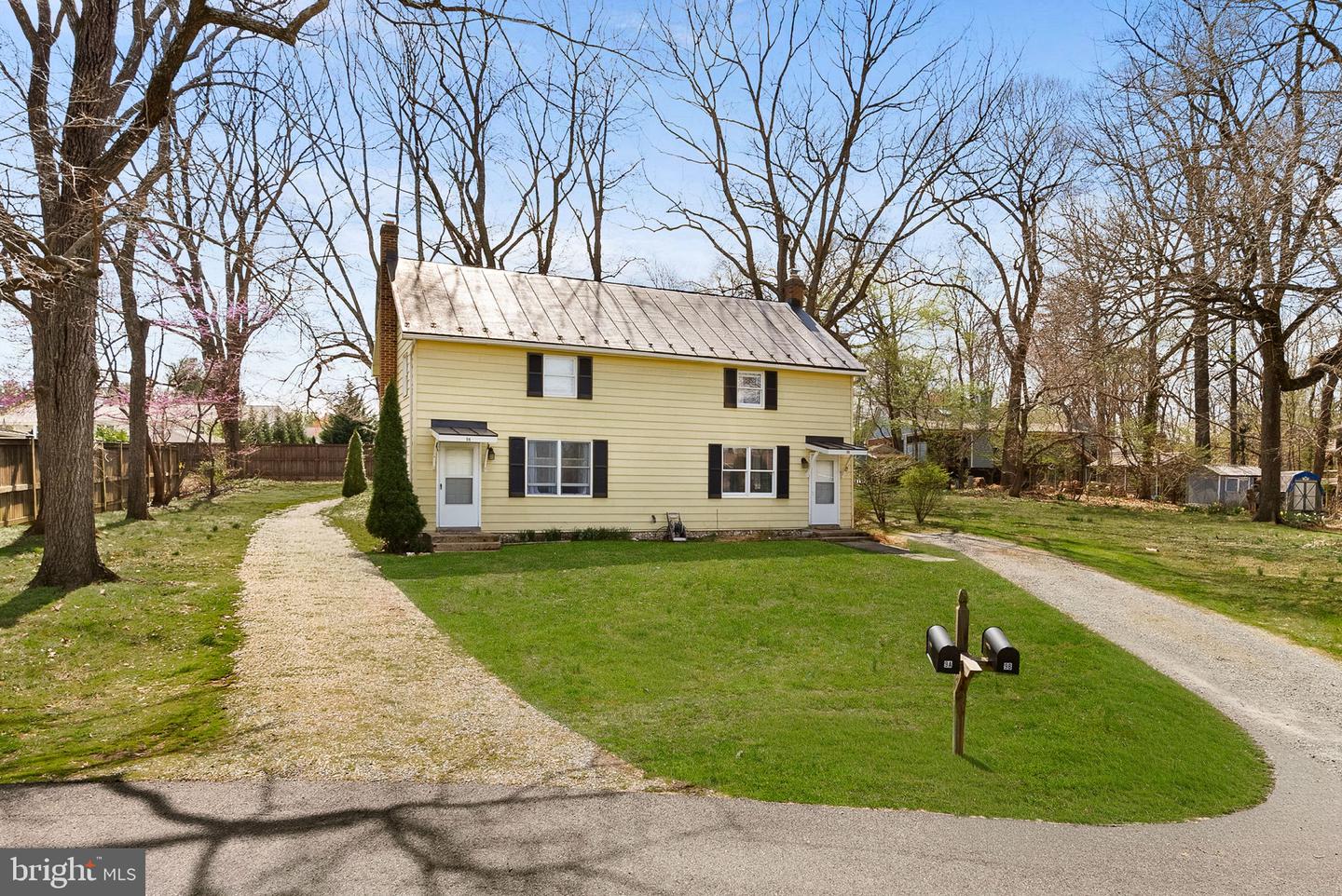 9 BURKE CIR