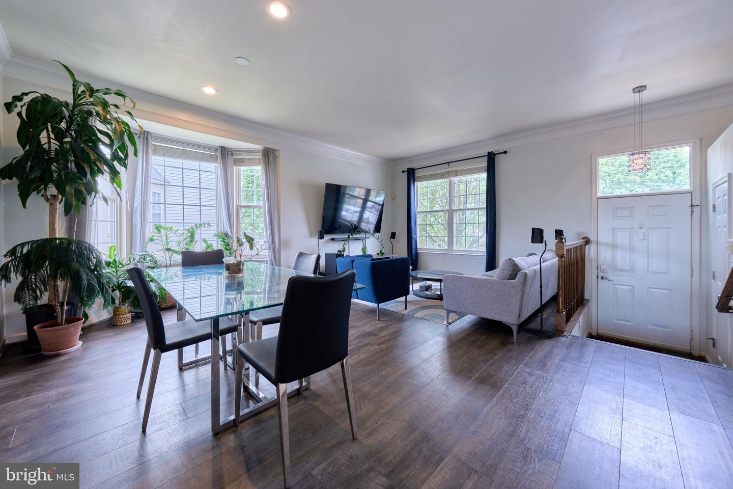 21095 Mossy Glen Ter Property Photo 3