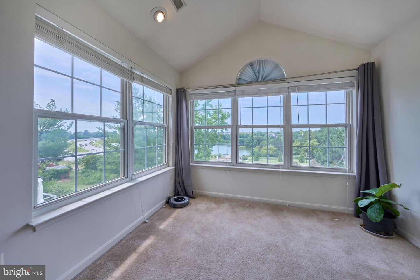21095 Mossy Glen Ter Property Photo 25
