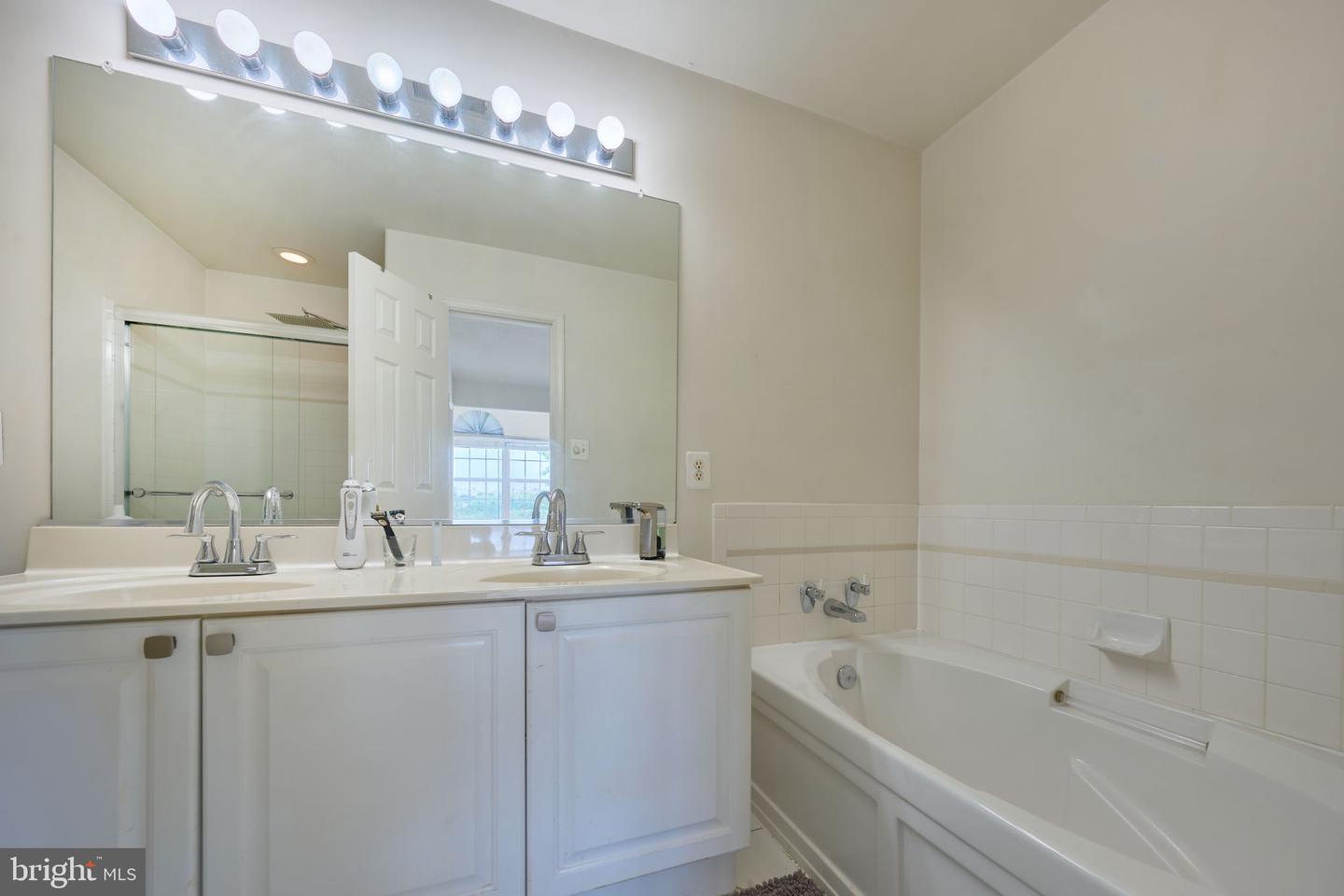 21095 Mossy Glen Ter Property Photo 28