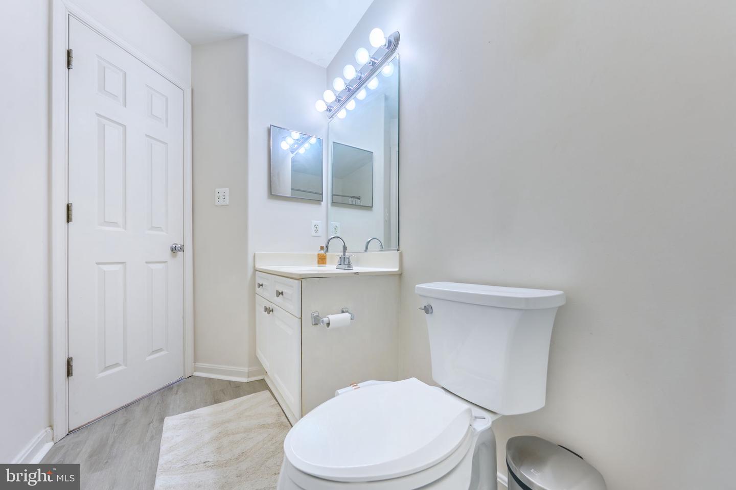 21095 Mossy Glen Ter Property Photo 35