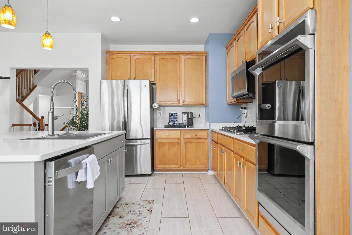 21122 Angela Sq Property Photo 17