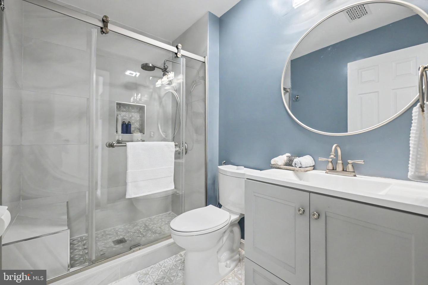 21122 Angela Sq Property Photo 31