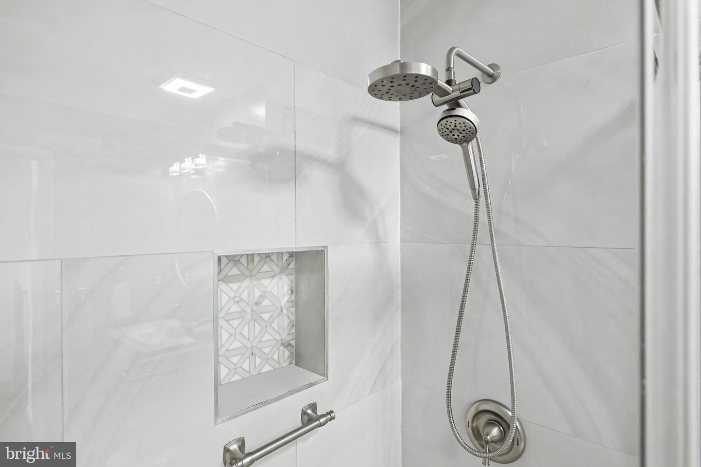 21122 Angela Sq Property Photo 32