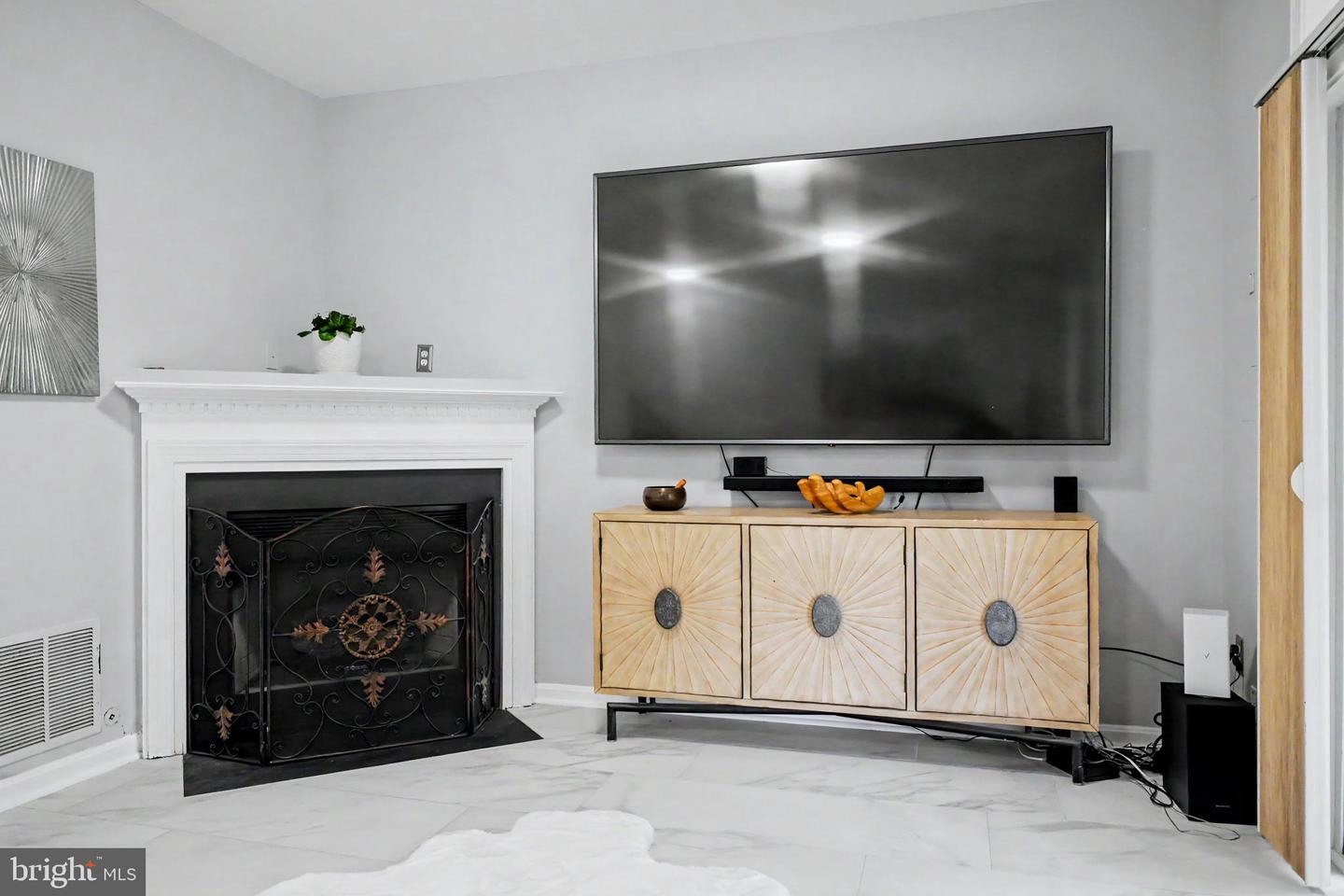 21122 Angela Sq Property Photo 55