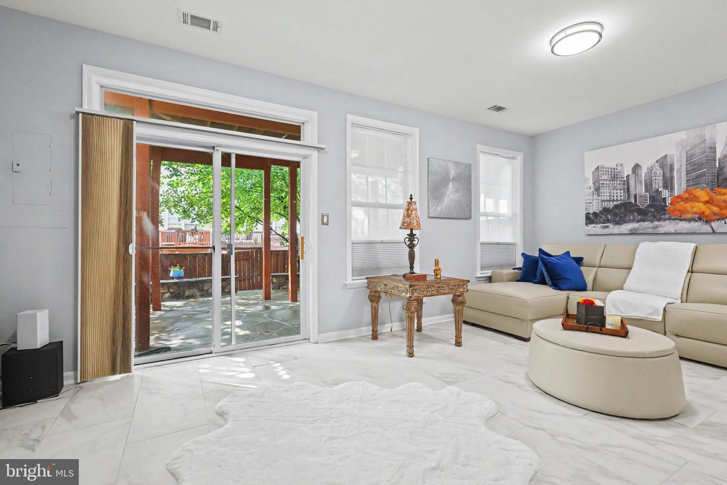 21122 Angela Sq Property Photo 56