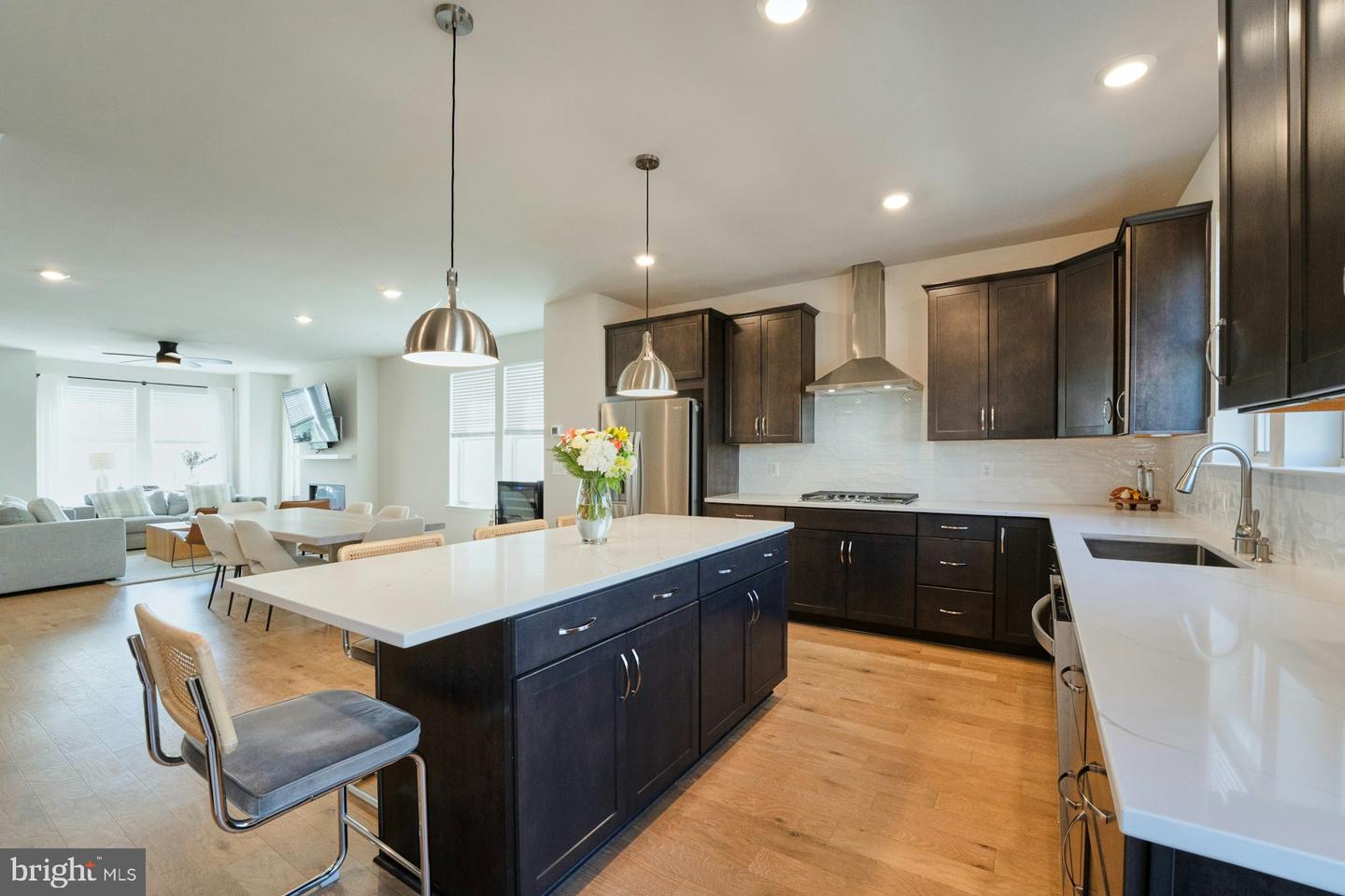 813 Sawback Sq Ne Property Photo 8